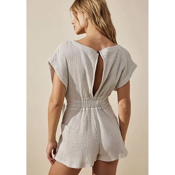 Free People Pull Me In Romper Womens XS Pebble Gray Waffle Knit Belted - Picture 3 of 15